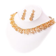 Load image into Gallery viewer, 1 Carat Prism Gold Bridal Set - vistoso.pk