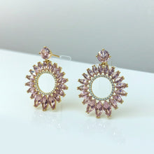 Load image into Gallery viewer, Sapphire Gold Earring