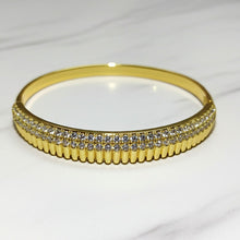 Load image into Gallery viewer, Openable Icon Diamond Copper Bangle (Yellow Gold)