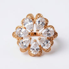 Load image into Gallery viewer, Bouquet Diamond Ring