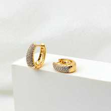 Load image into Gallery viewer, Pearl Earring