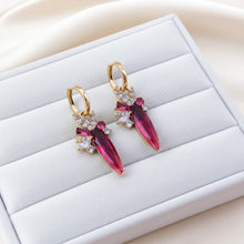 Load image into Gallery viewer, Red Ivy Drops