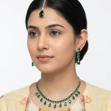 Load image into Gallery viewer, Green Waterdrop Necklace Set