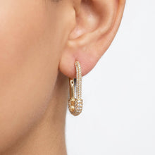 Load image into Gallery viewer, Eternal Snow Queen Earring (30mm)