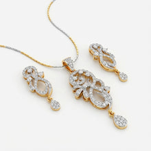 Load image into Gallery viewer, Two Tone Daffodil Necklace Set