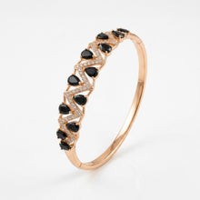 Load image into Gallery viewer, Black Petal Bracelet