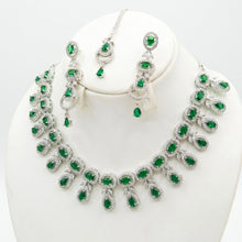 Load image into Gallery viewer, Green Natural Floral Bridal Set