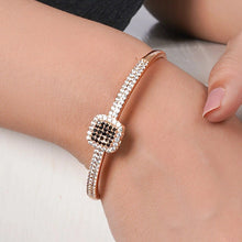 Load image into Gallery viewer, Dune Openable Bangle (Copper) - vistoso.pk