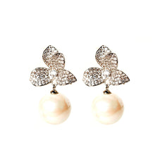 Load image into Gallery viewer, Estella Diamond Studded Pearl Earring (30mm) - vistoso.pk