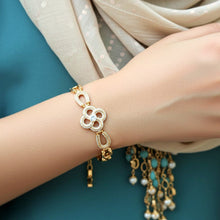 Load image into Gallery viewer, Flower Diamond Bracelet (Copper) - vistoso.pk