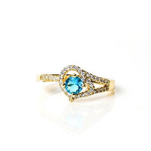 Load image into Gallery viewer, Oval Cut Sky Blue Ring - vistoso.pk