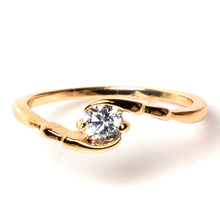 Load image into Gallery viewer, Sleek Solitaire Round Cut Ring - vistoso.pk
