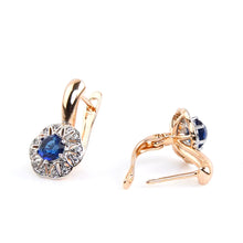 Load image into Gallery viewer, Pear Stud Earring
