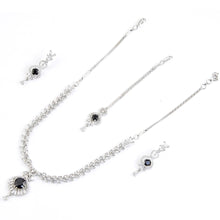 Load image into Gallery viewer, 1 Carat Rain Drop Set
