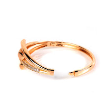 Load image into Gallery viewer, Openable Dove-Cross Bangle (Brass)
