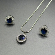 Load image into Gallery viewer, 1 Carat Icon Diamond Necklace

