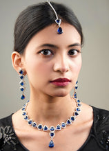 Load image into Gallery viewer, Blue Bouquet Toss Bridal Set
