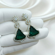 Load image into Gallery viewer, 1 Ct Green Emerald Earrings

