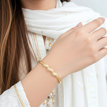 Load image into Gallery viewer, Openable Floral Pave Bangle (Copper)
