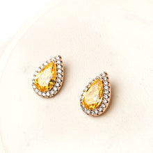 Load image into Gallery viewer, Diamond Studs (13mm) - vistoso.pk
