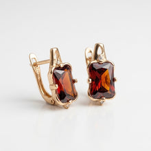 Load image into Gallery viewer, The Red Stone Earring (18mm)

