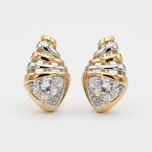 Load image into Gallery viewer, Quartz Hoop Earrings (18mm)
