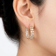Load image into Gallery viewer, Sapphire Baguette Earring (26mm)
