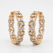 Load image into Gallery viewer, Sapphire Baguette Earring (26mm)
