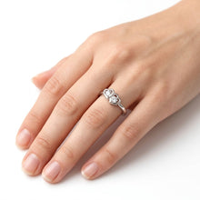 Load image into Gallery viewer, Double Heart Silver Ring
