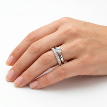 Load image into Gallery viewer, Bouquet Double Ring
