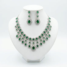Load image into Gallery viewer, Green Pyramid Bridal Set
