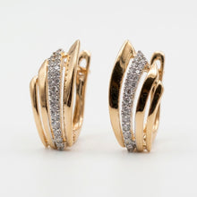 Load image into Gallery viewer, Diamond Vine Earring (20mm)
