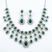 Load image into Gallery viewer, Green Pyramid Bridal Set
