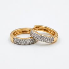 Load image into Gallery viewer, Gold Huggie Hoop Earrings (15mm)
