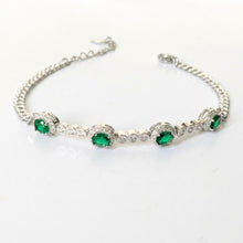 Load image into Gallery viewer, Green Flower Diamond Bracelet
