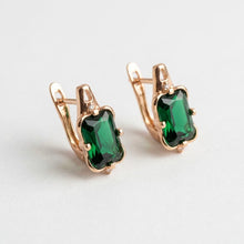 Load image into Gallery viewer, The Green Stone Earring (18mm)
