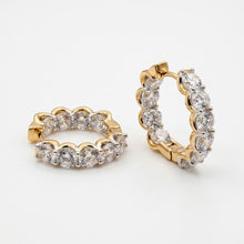 Load image into Gallery viewer, Sapphire Baguette Earring (20mm)
