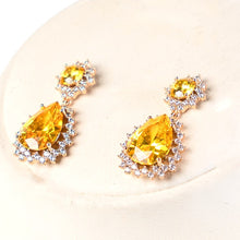 Load image into Gallery viewer, Honey Emerald Earring (30mm) - vistoso.pk
