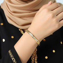 Load image into Gallery viewer, Royal Chain Strap Bracelet (Copper) - vistoso.pk
